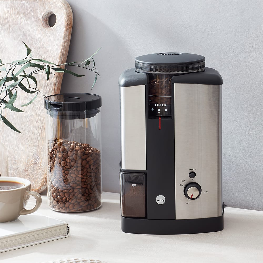 Wilfa Wilfa Svart Coffee Grinder (Silver) + Hario Drip Kettle Air